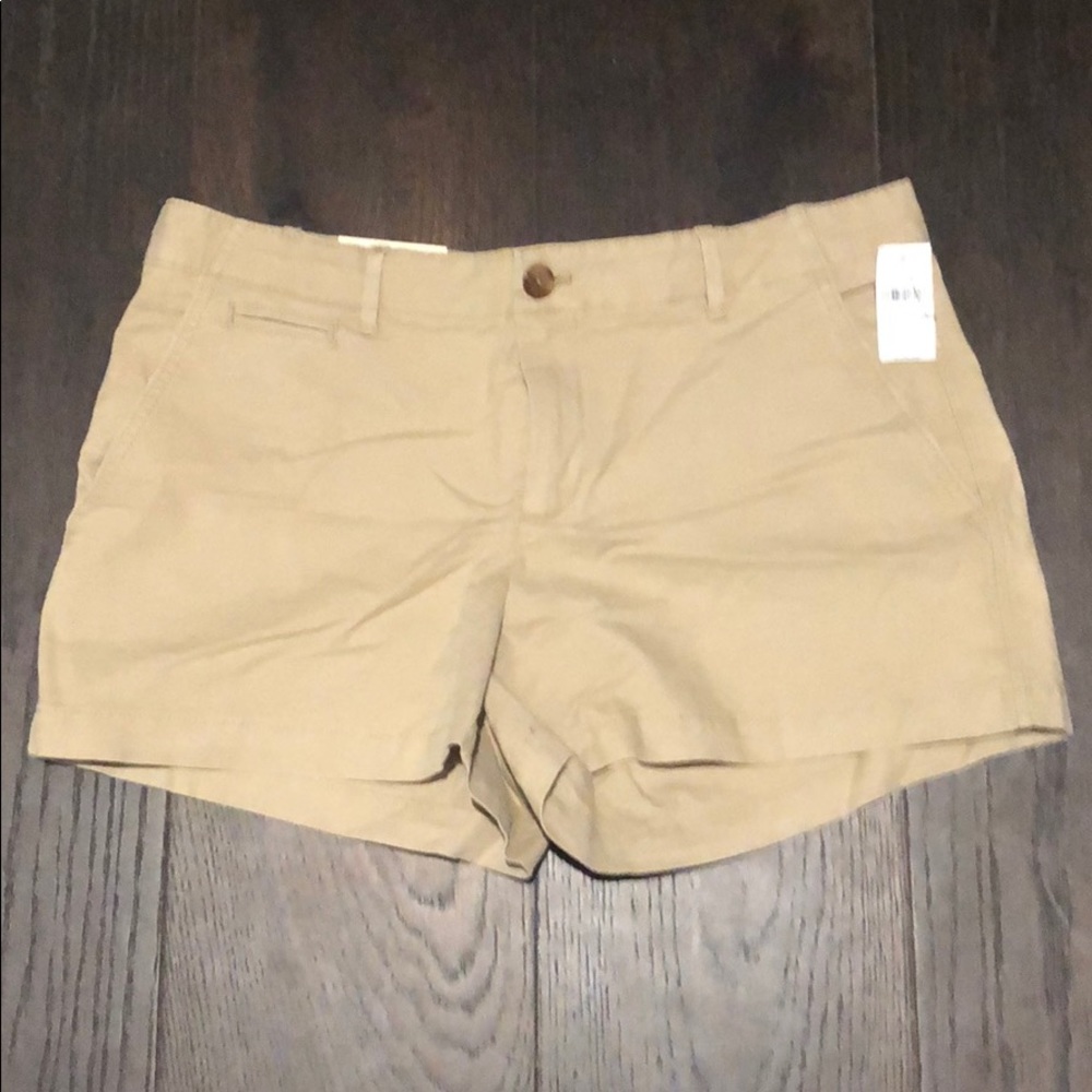 GAP khaki summer shorts